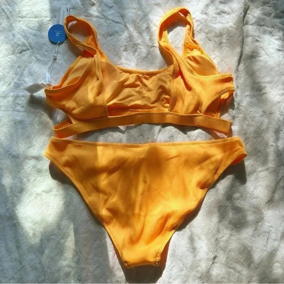 CUPSHE ribbed  cutout bikini set - Picture 6 of 12